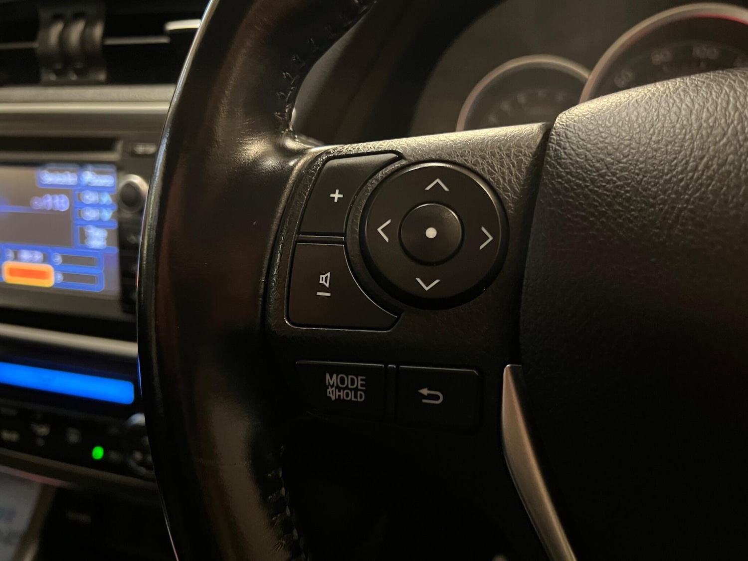 Used Toyota Auris 2014 for sale - 77025976: Photo 30