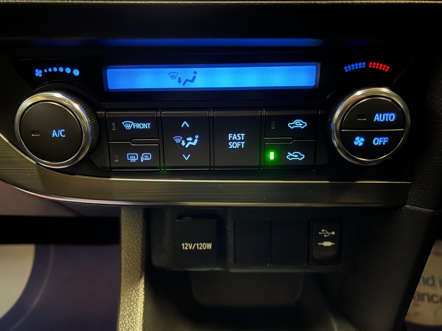 Used Toyota Auris 2014 for sale - 77025976: Photo 39