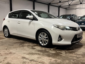 Used Toyota Auris 2014 for sale - 77025976: Photo