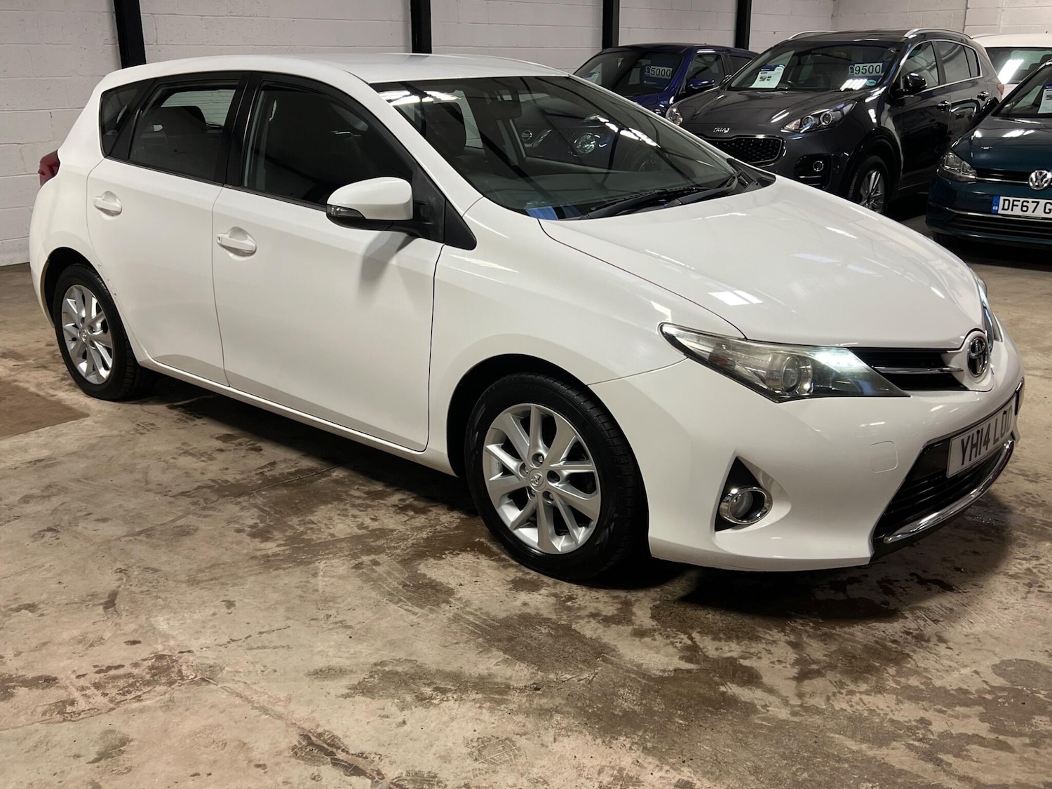 Used Toyota Auris 2014 for sale - 77025976: Photo 4
