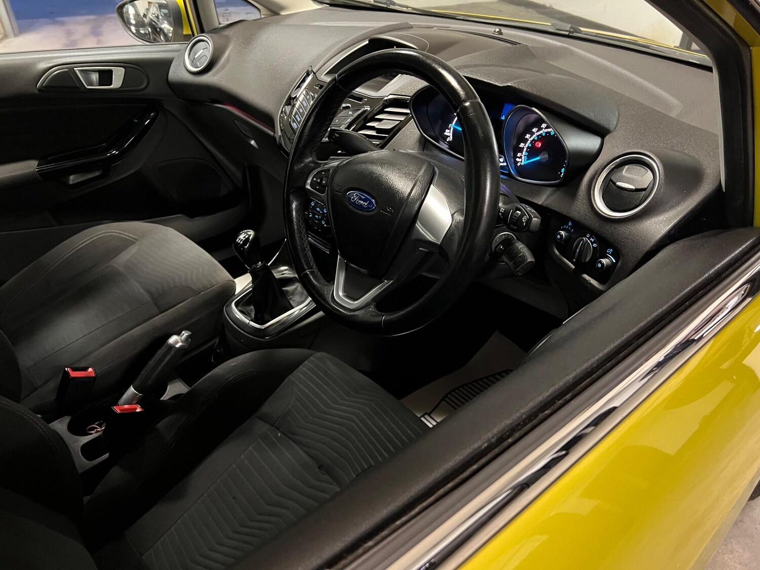 Used Ford Fiesta 2013 for sale - 77144062: Photo 32