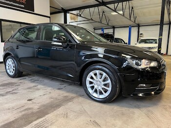 Used Audi A3 2014 for sale - 77330528: Photo