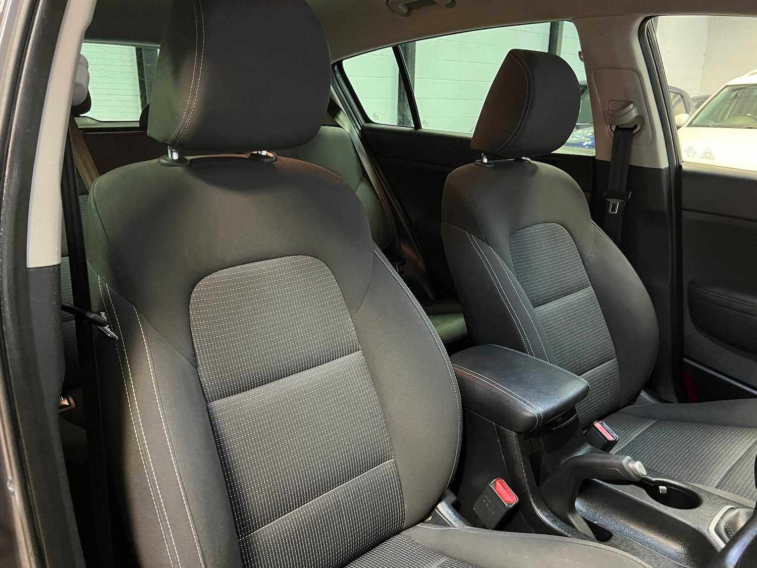 Used Kia Sportage 2017 for sale - 77025974: Photo 11