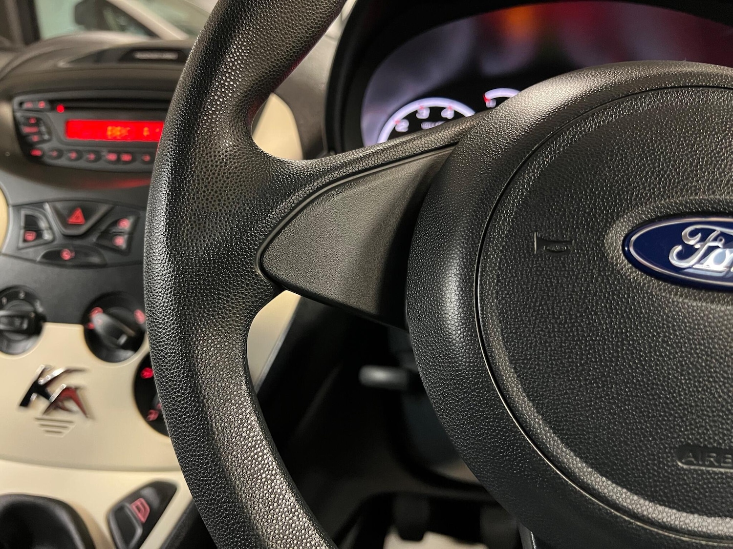 Used Ford Ka 2015 for sale - 77025977: Photo 15