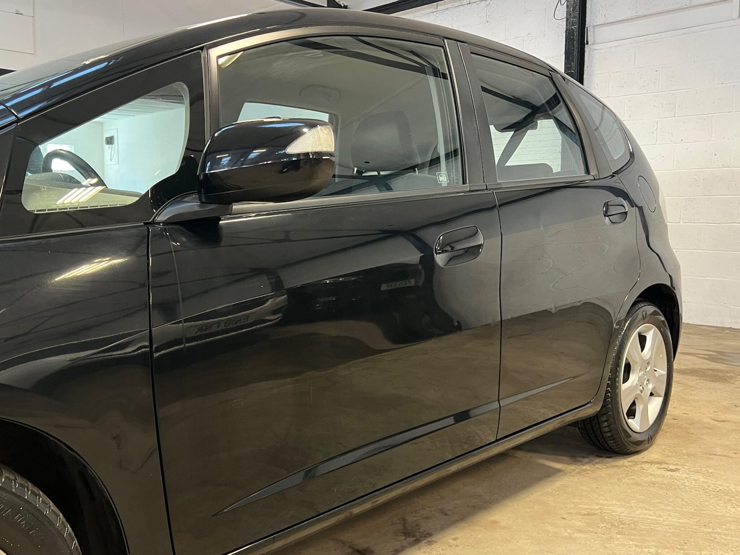 Used Honda Jazz 2009 for sale - 77190483: Photo 18