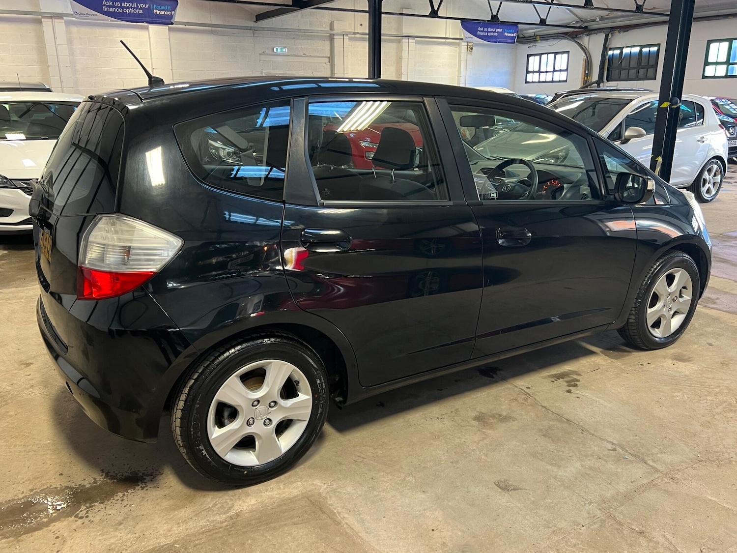 Used Honda Jazz 2009 for sale - 77190483: Photo 9