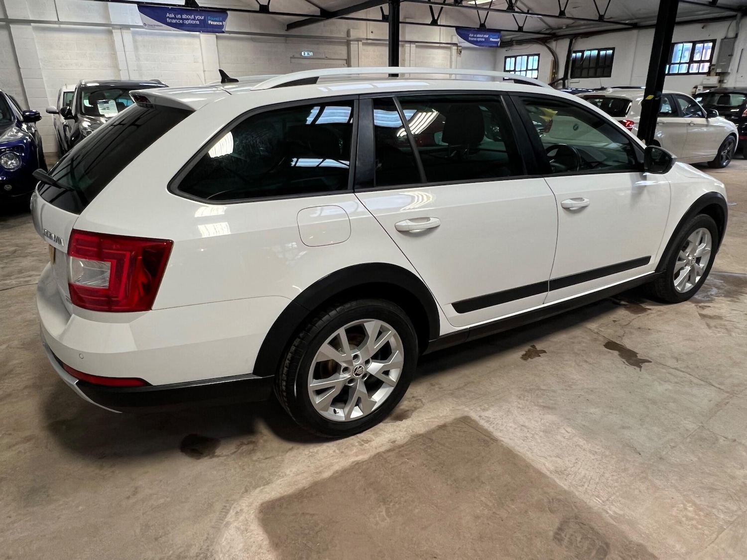 Used Skoda Octavia 2016 for sale - 77025981: Photo 25