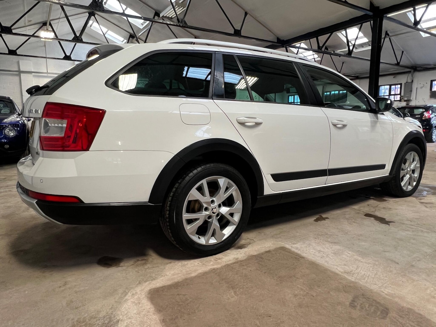 Used Skoda Octavia 2016 for sale - 77025981: Photo 8