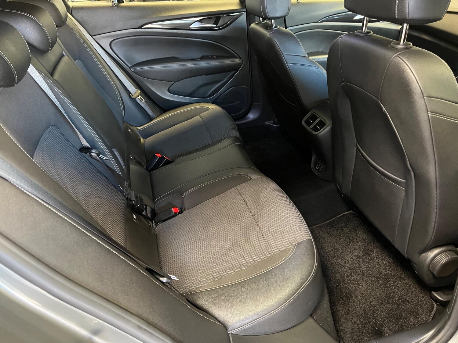 Used Vauxhall Insignia 2019 for sale - 78157460: Photo 37