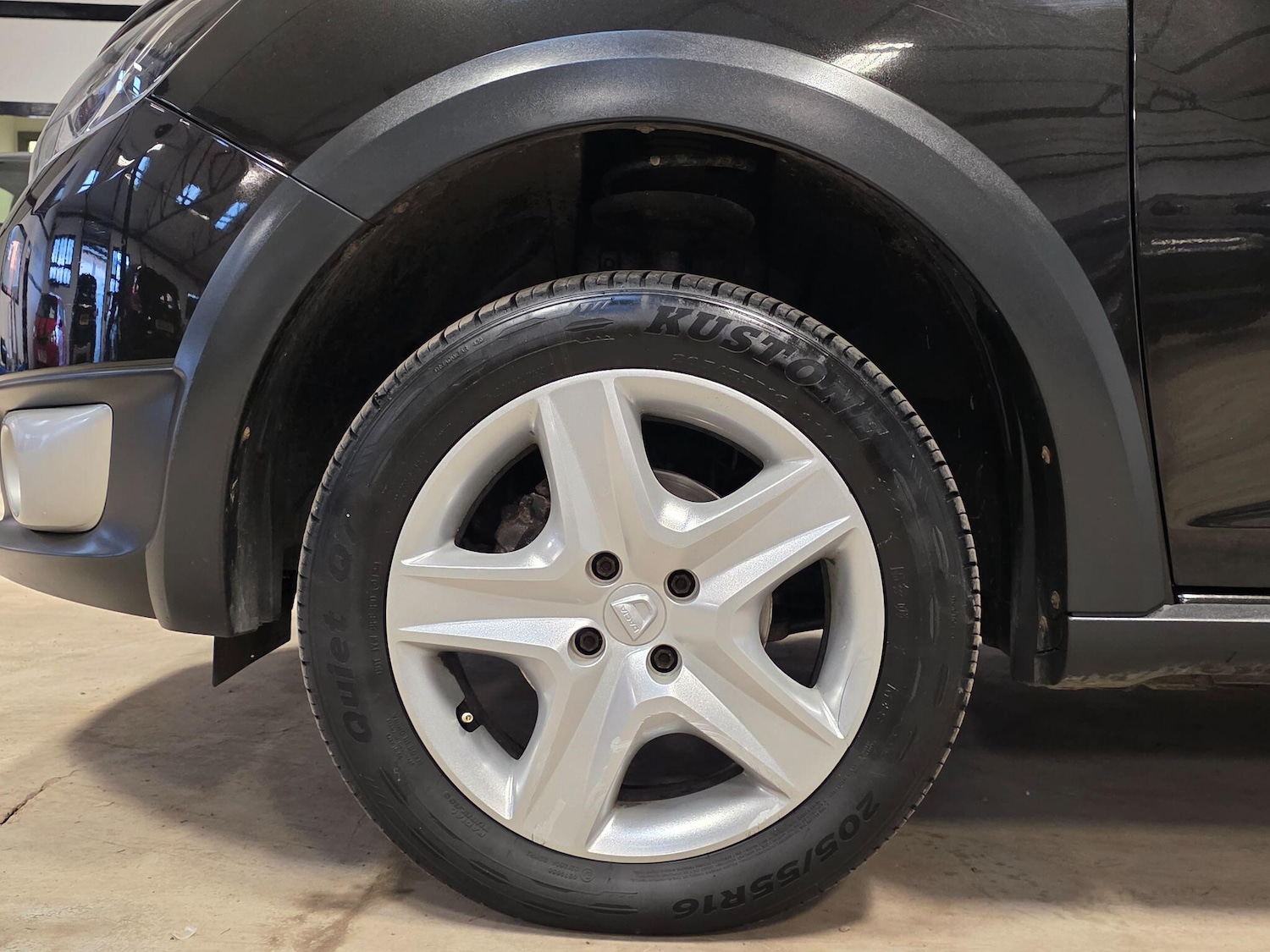 Used Dacia Sandero Stepway 2013 for sale - 77054096: Photo 16