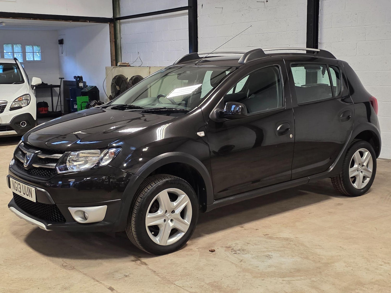 Used Dacia Sandero Stepway 2013 for sale - 77054096: Photo 22