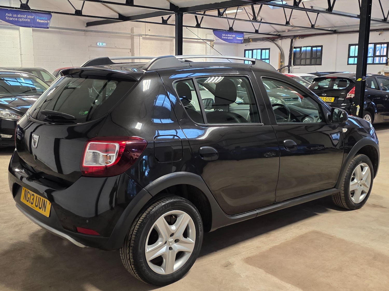 Used Dacia Sandero Stepway 2013 for sale - 77054096: Photo 25