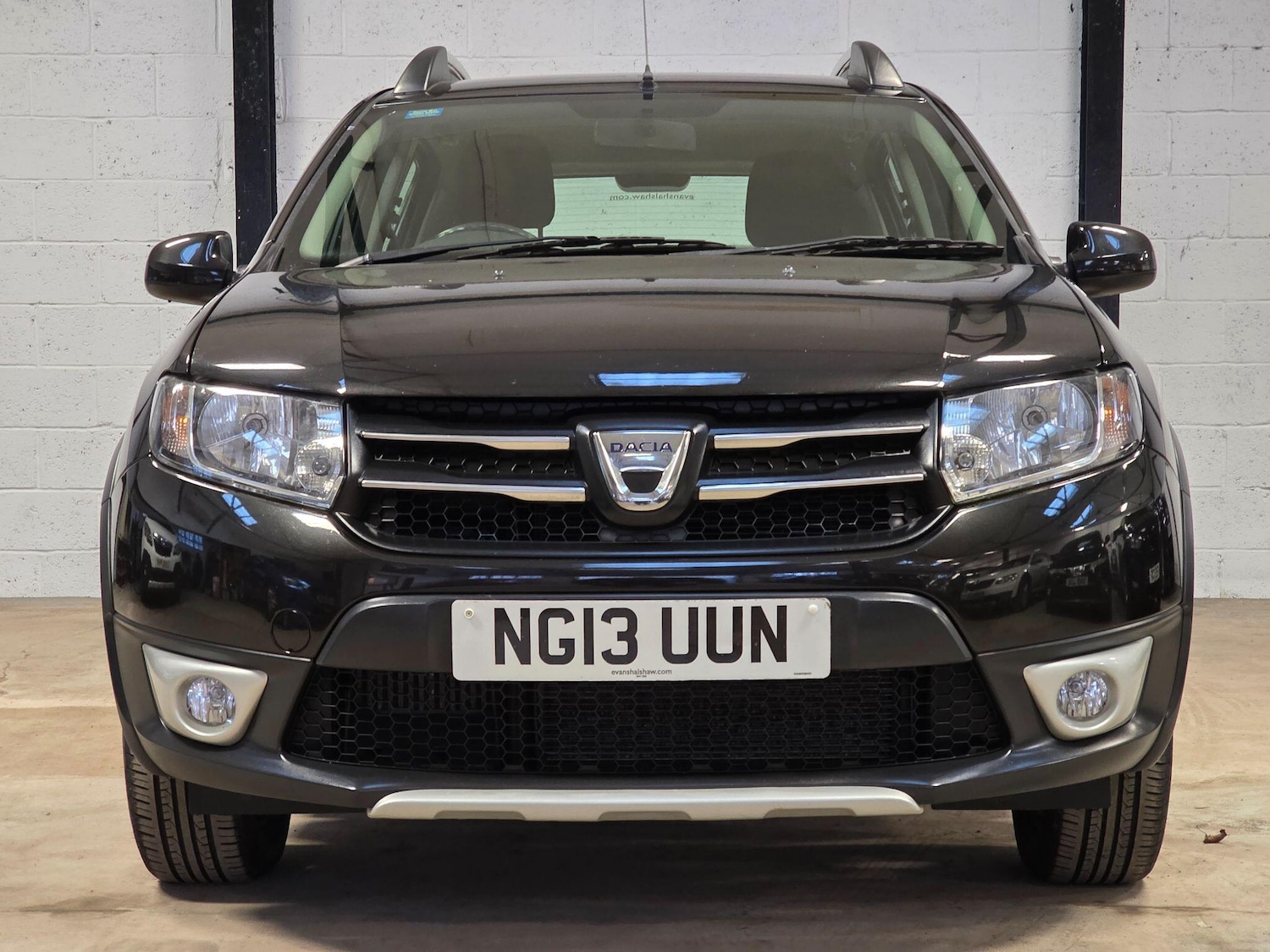 Used Dacia Sandero Stepway 2013 for sale - 77054096: Photo 4