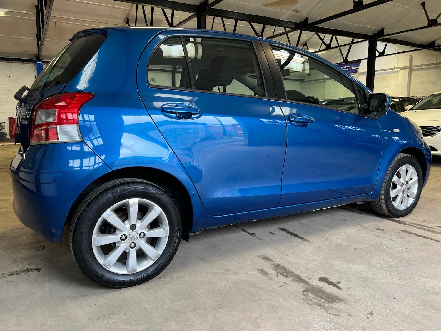 Used Toyota Yaris for sale - 77705290: Photo 8