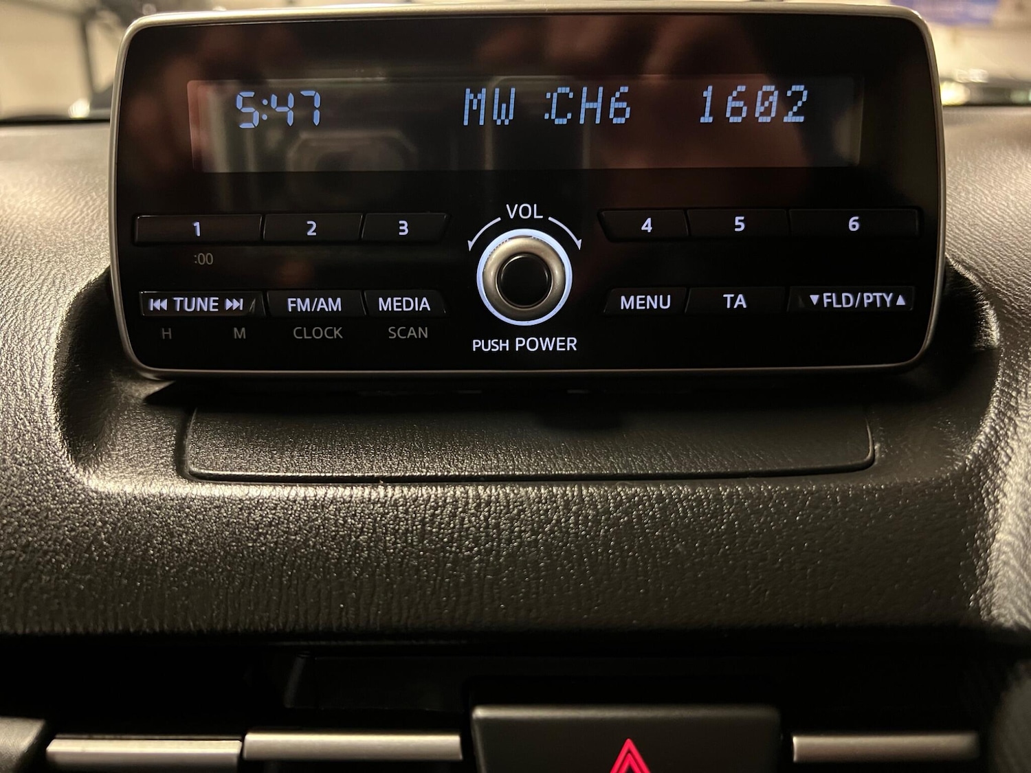 Used Mazda Mazda2 2016 for sale - 77025990: Photo 22