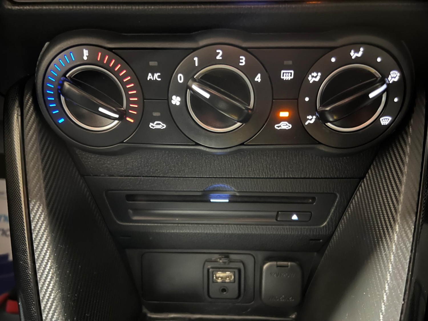 Used Mazda Mazda2 2016 for sale - 77025990: Photo 23