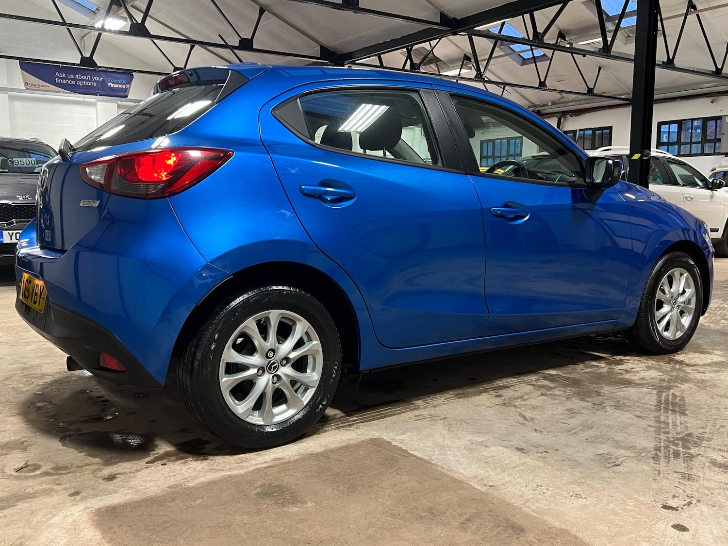 Used Mazda Mazda2 2016 for sale - 77025990: Photo 8