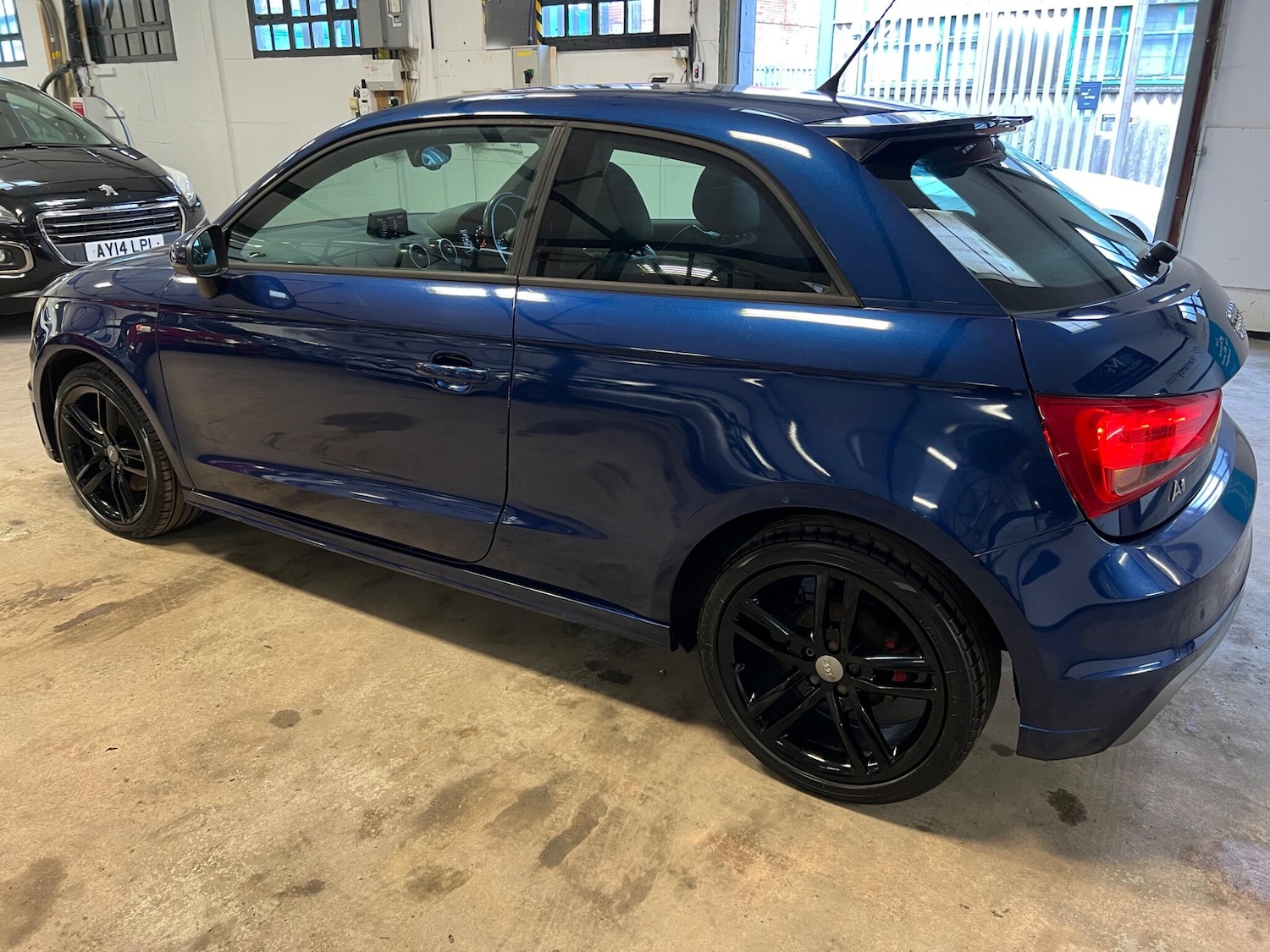 Used Audi A1 2011 for sale - 77496815: Photo 52