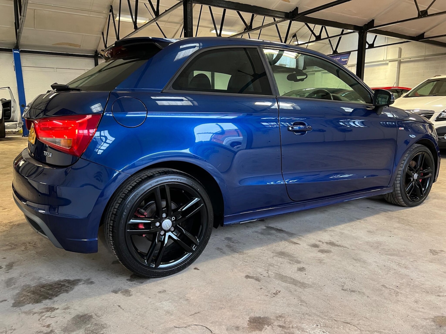 Used Audi A1 2011 for sale - 77496815: Photo 8