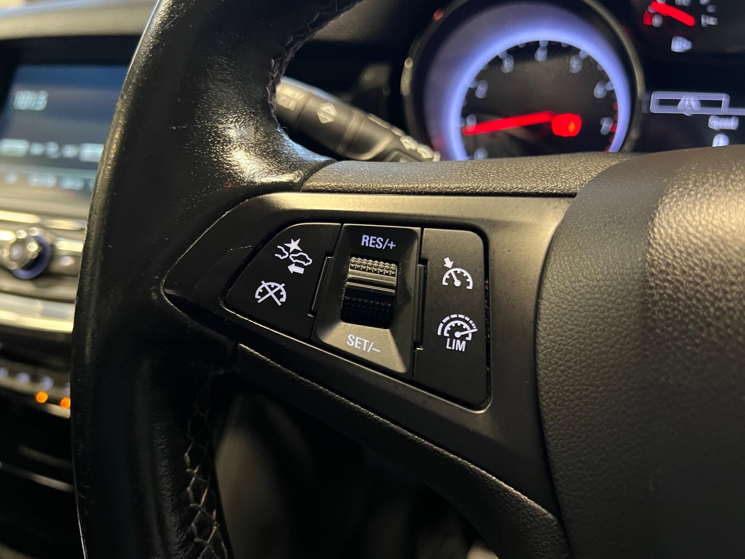 Used Vauxhall Astra 2016 for sale - 77314589: Photo 15