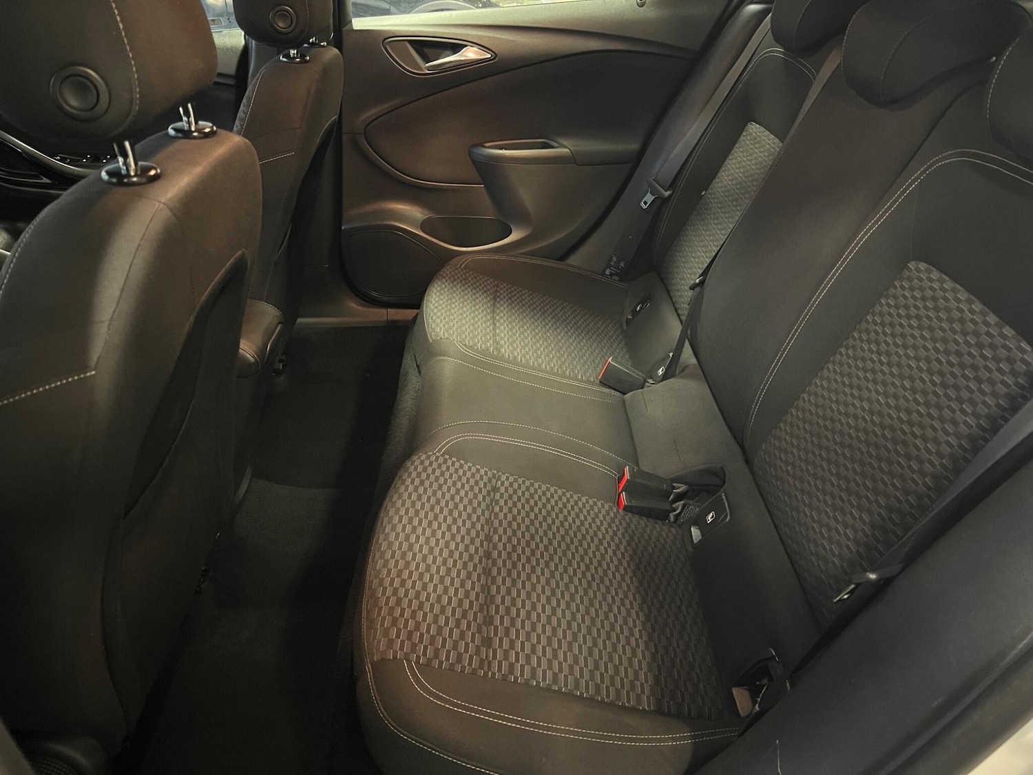 Used Vauxhall Astra 2016 for sale - 77314589: Photo 35