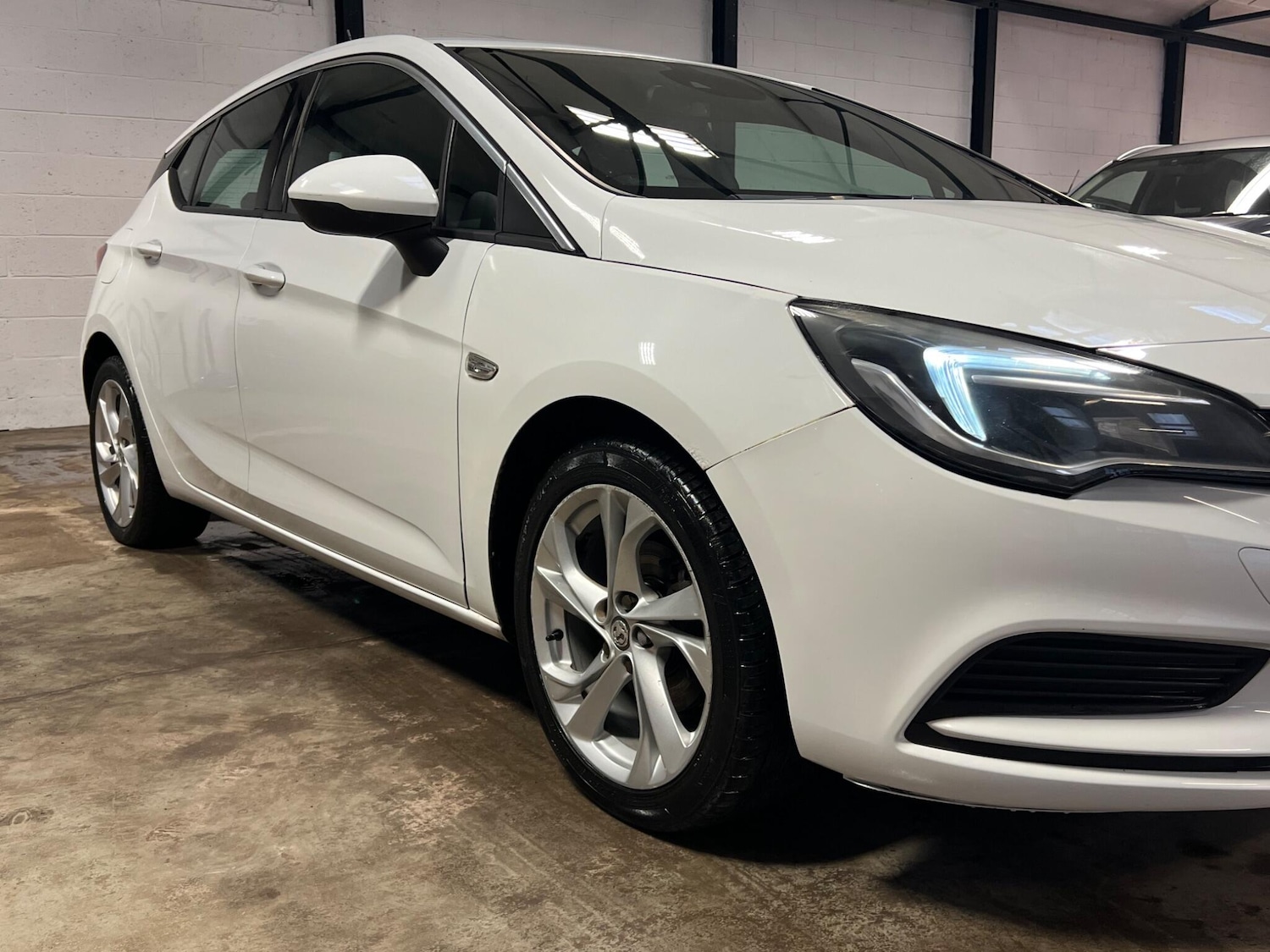 Used Vauxhall Astra 2016 for sale - 77314589: Photo 45