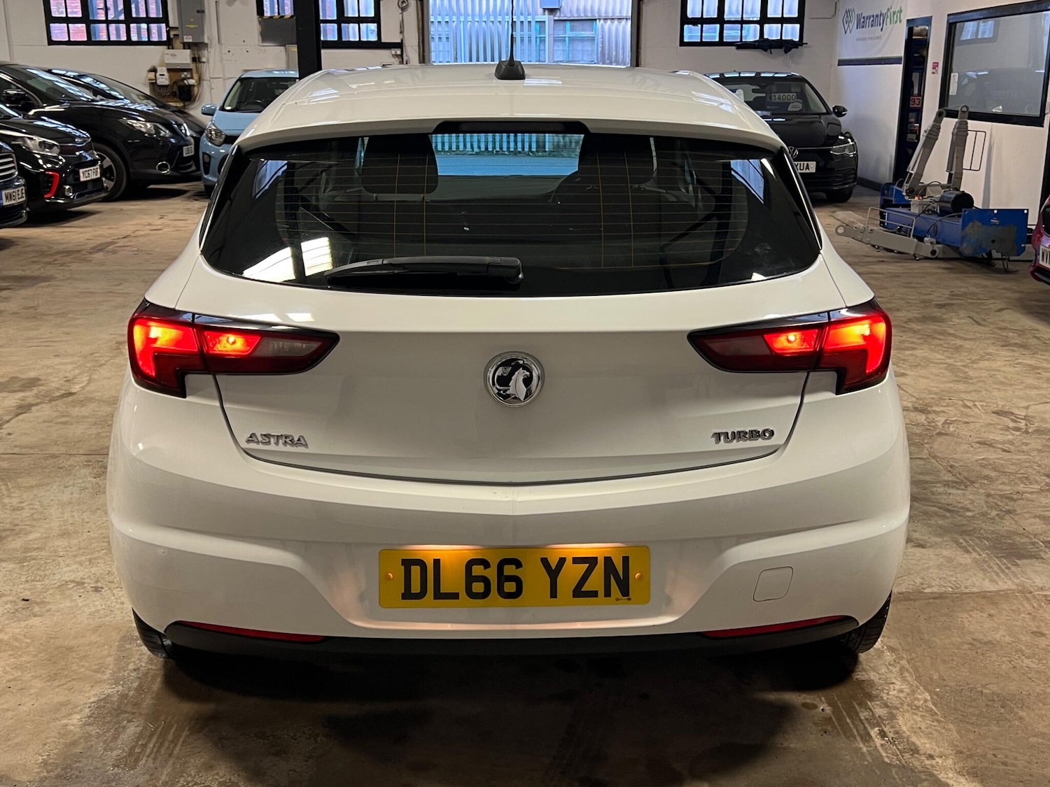 Used Vauxhall Astra 2016 for sale - 77314589: Photo 54