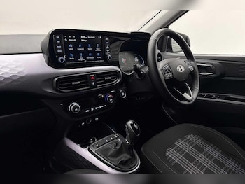 Used Hyundai i10 2025 for sale - 79031741: Photo