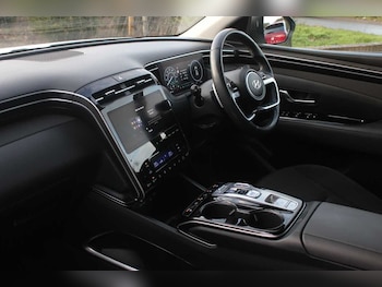 Used Hyundai TUCSON 2023 for sale - 77047556: Photo