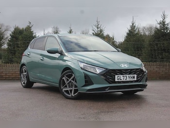 Used Hyundai i20 2023 for sale - 77393524: Photo