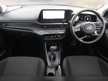 Used Hyundai i20 2023 for sale - 77393524: Photo