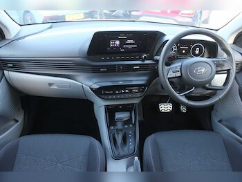 Used Hyundai BAYON 2022 for sale - 77897162: Photo