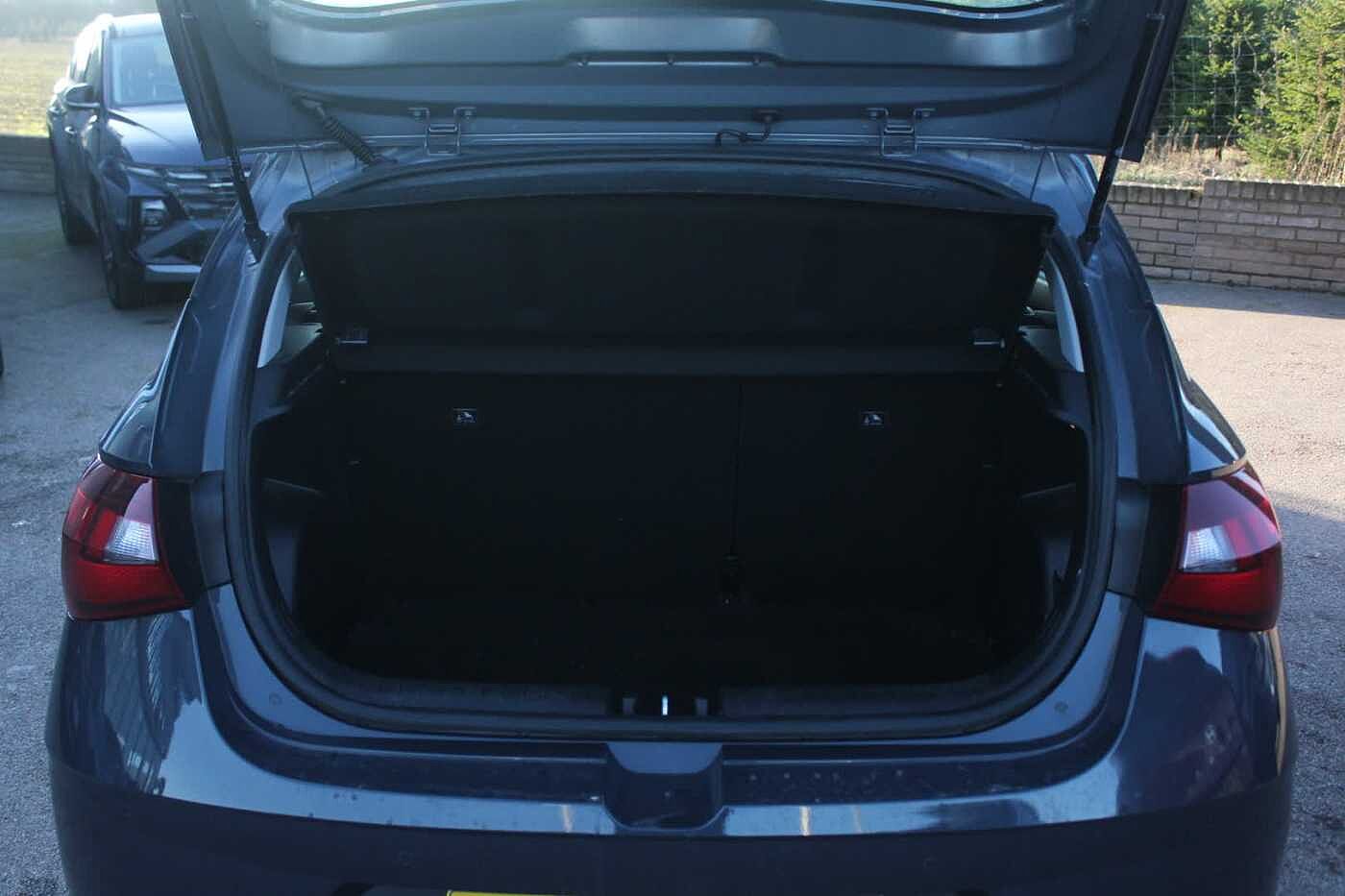 Used Hyundai i20 2021 for sale - 76840686: Photo 11