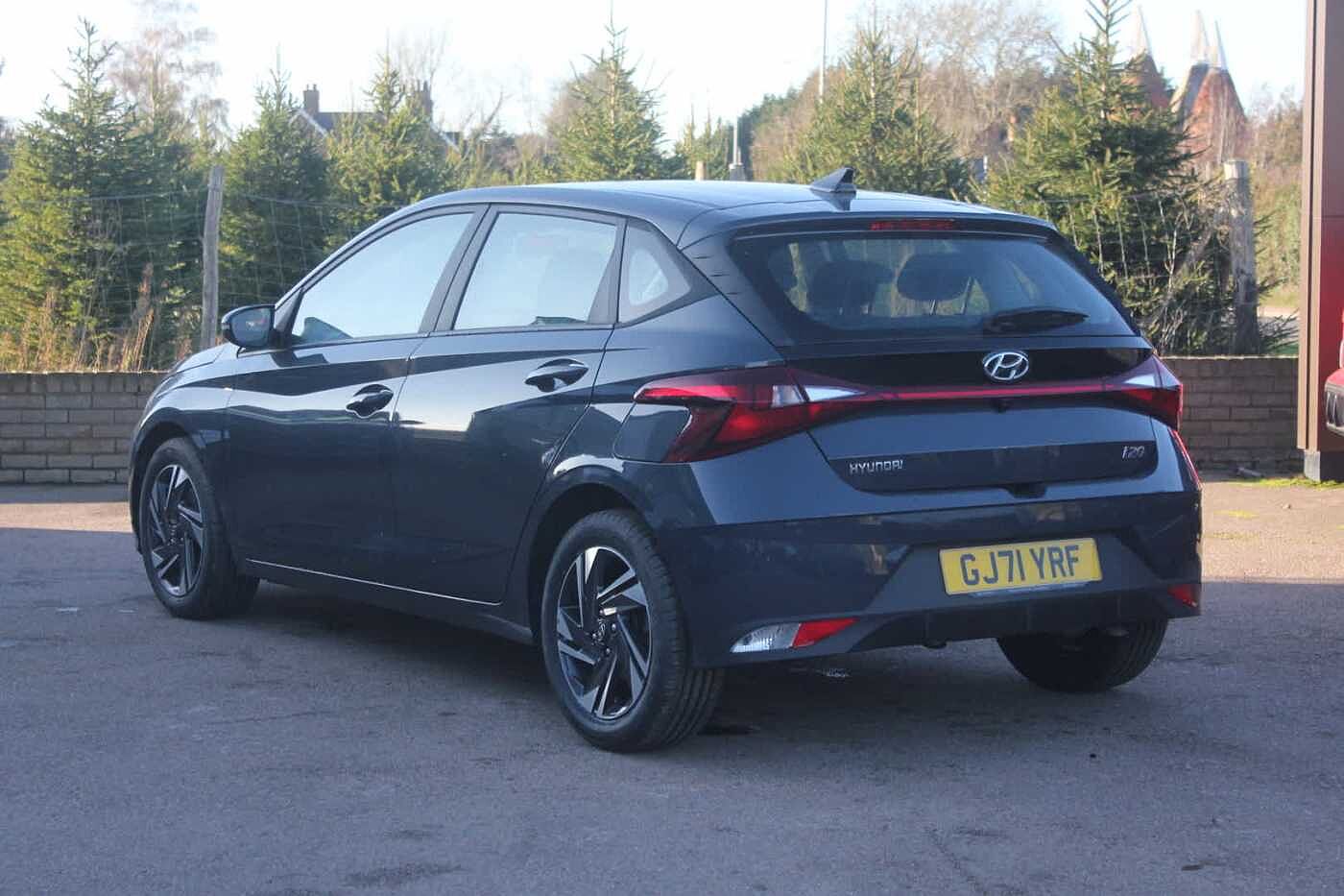 Used Hyundai i20 2021 for sale - 76840686: Photo 3