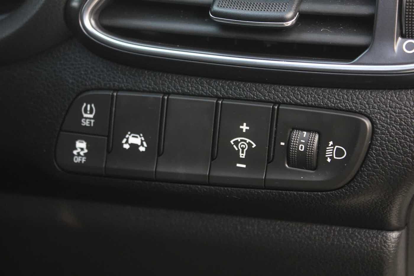 Used Hyundai i30 2019 for sale - 77116079: Photo 16