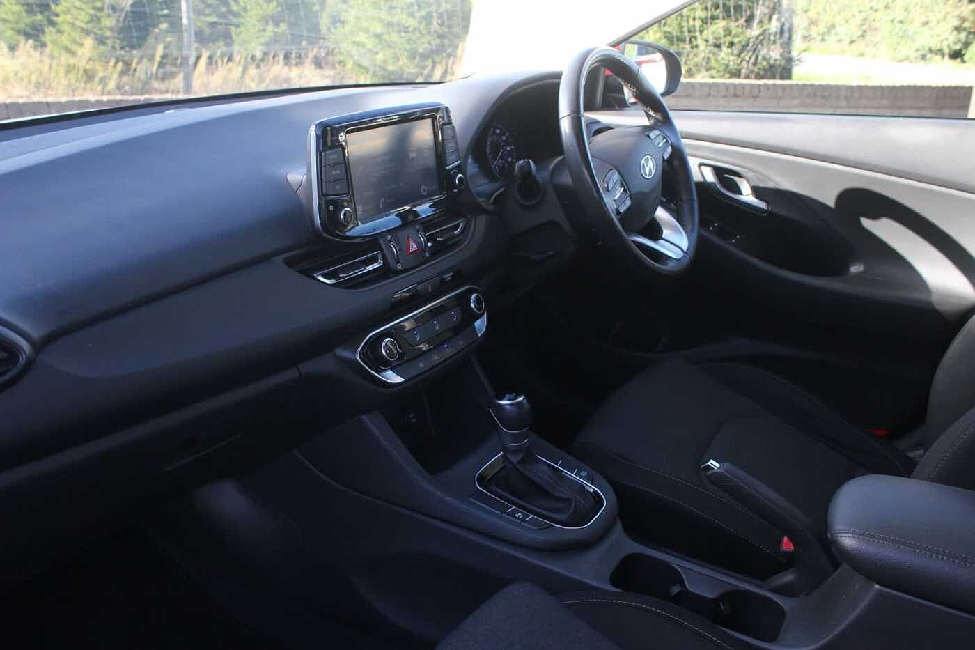 Used Hyundai i30 2022 for sale - 76840671: Photo 2