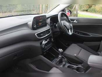 Used Hyundai TUCSON 2019 for sale - 76840670: Photo