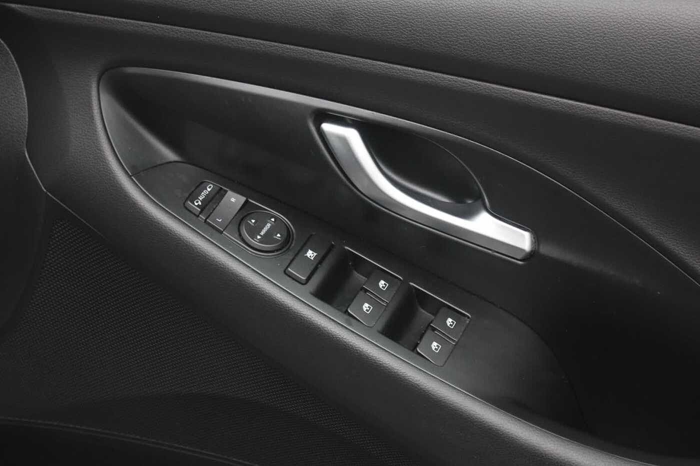 Used Hyundai i30 2021 for sale - 76840701: Photo 18