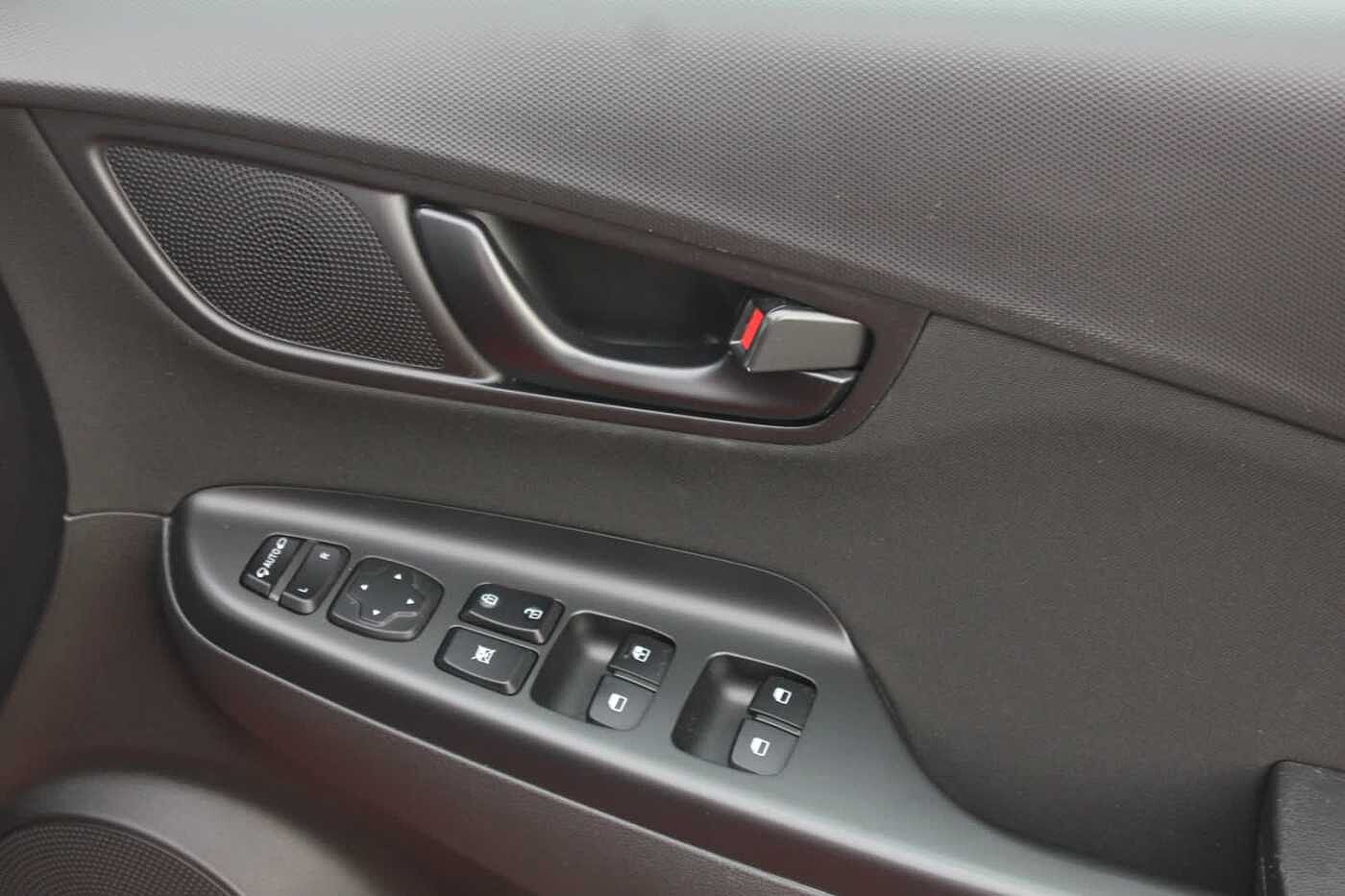 Used Hyundai KONA 2021 for sale - 76840703: Photo 18