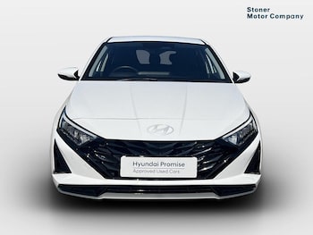 Used Hyundai i20 2023 for sale - 79031736: Photo