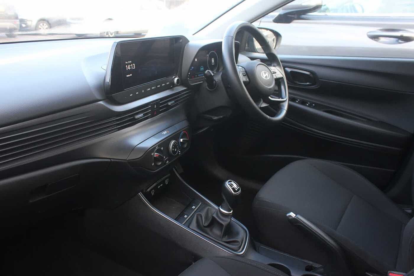 Used Hyundai i20 2025 for sale - 77198252: Photo 2