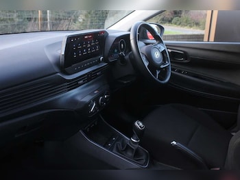 Used Hyundai i20 2025 for sale - 77198252: Photo