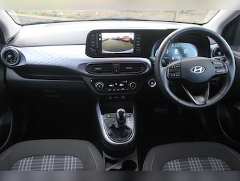 Used Hyundai i10 2024 for sale - 77160696: Photo