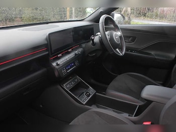 Used Hyundai KONA 2025 for sale - 77047558: Photo