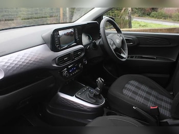 Used Hyundai i10 2025 for sale - 77036107: Photo