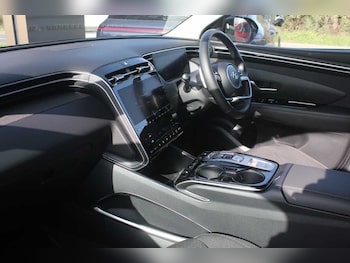 Used Hyundai TUCSON 2023 for sale - 77762772: Photo