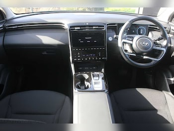 Used Hyundai TUCSON 2023 for sale - 77762772: Photo