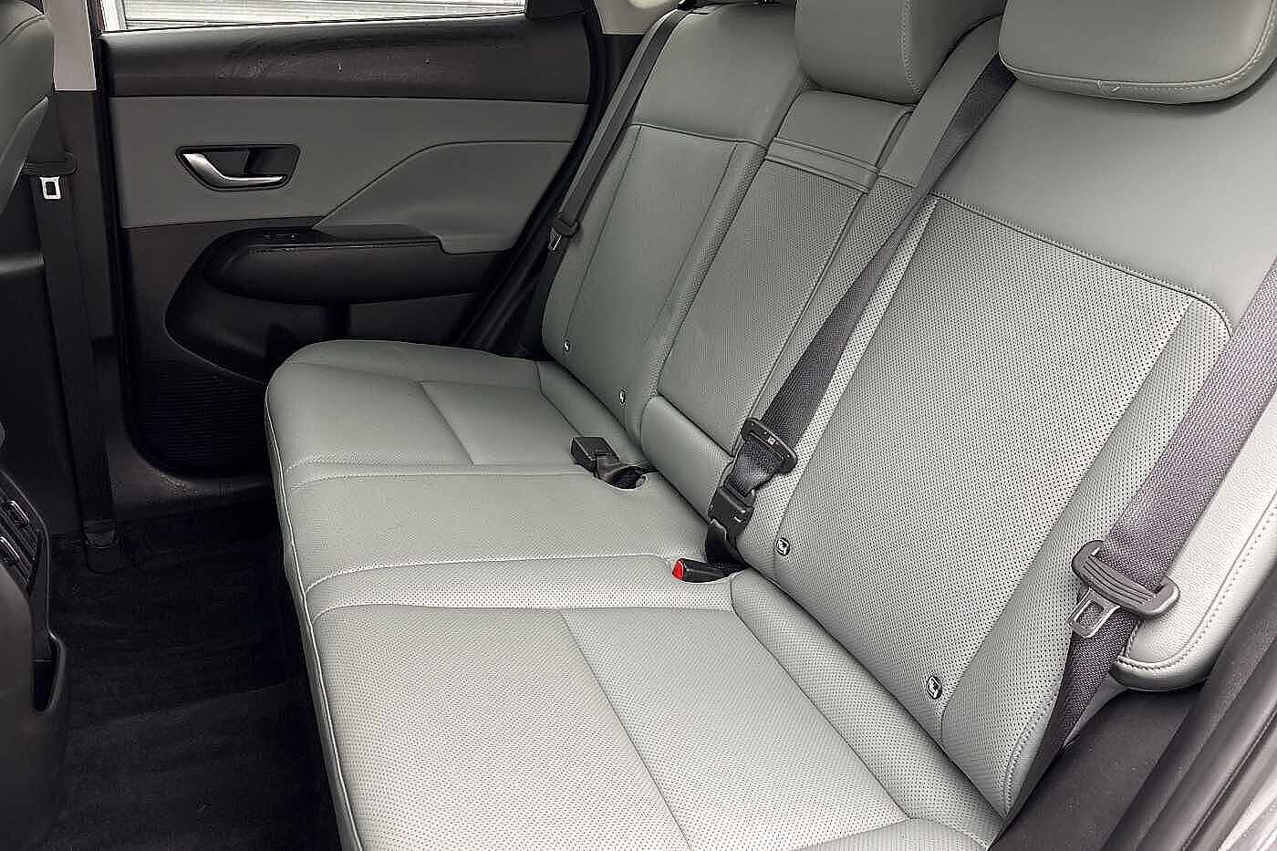 Used Hyundai KONA 2025 for sale - 76840687: Photo 7