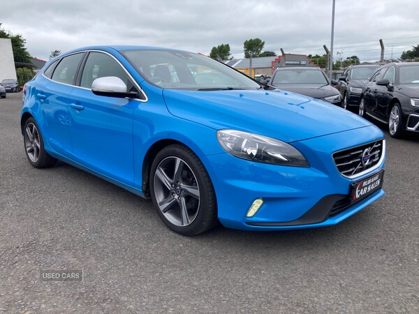 Used Volvo V40 2014 for sale - 75200810: Photo 1