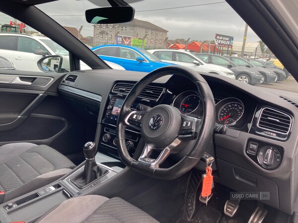 Used Volkswagen Golf 2017 for sale - 76216174: Photo 9